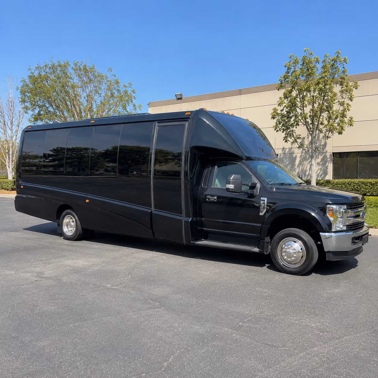 Baltimore Winery Tour & Pub Crawl Transportation group transportation