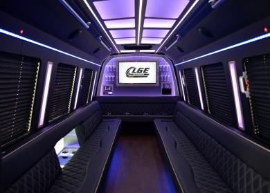 Newport News 18 Passenger Limo Bus Interior